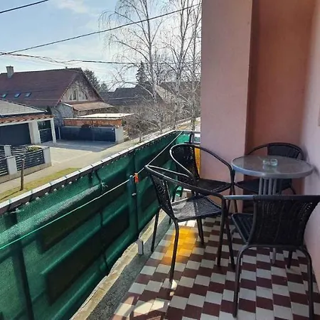 In - Balaton 44080 Daire